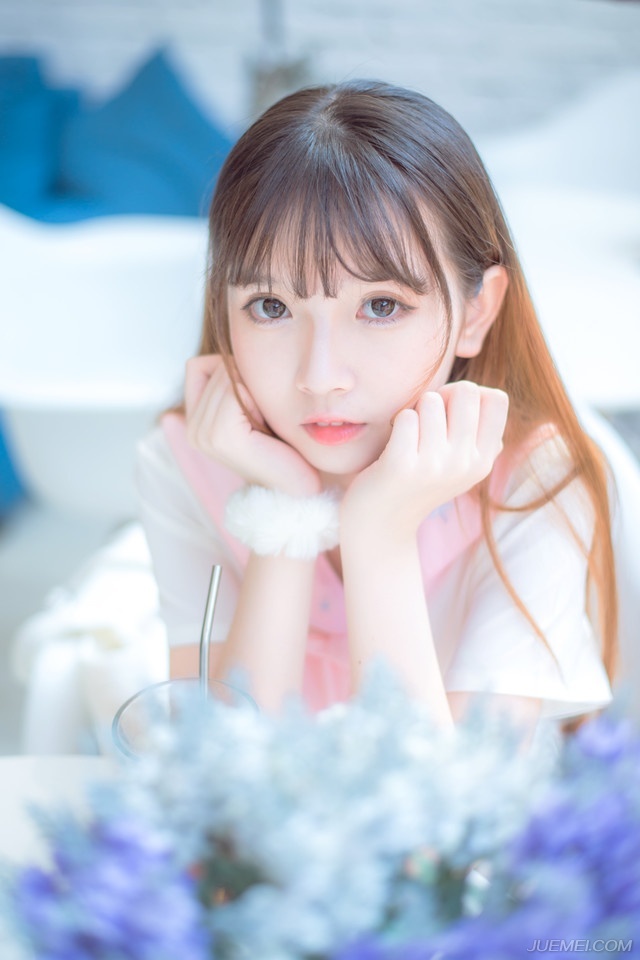 形容友情比爱情靠谱的句子句